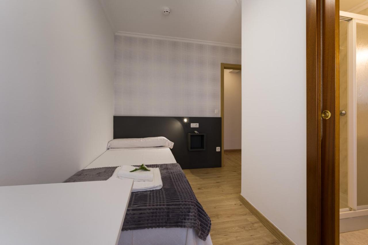 Pension Ferradura Melide Extérieur photo